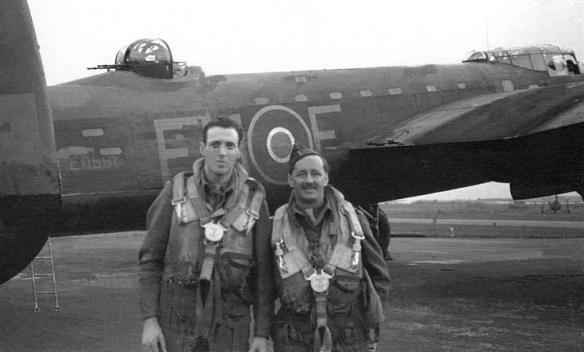 3rdSept43 - Reg Pidsley (Sound Engineer) and Wynford Vaughan Thomas (right)