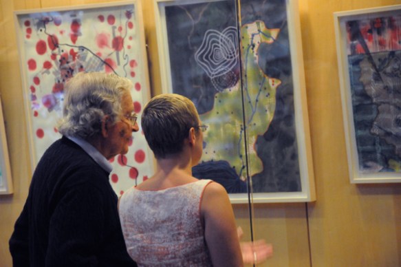 elin o'Hara slavick and Noam Chomsky