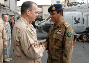 Admiral Mullen greets General Kayani, August 2008