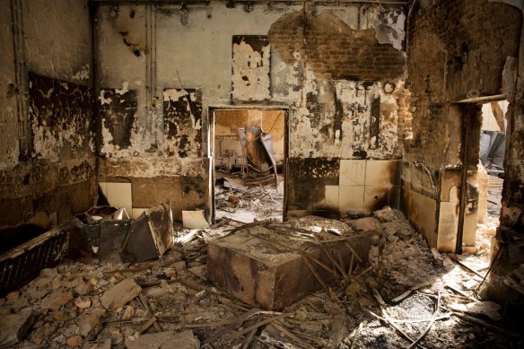 15hospital-1-master1050